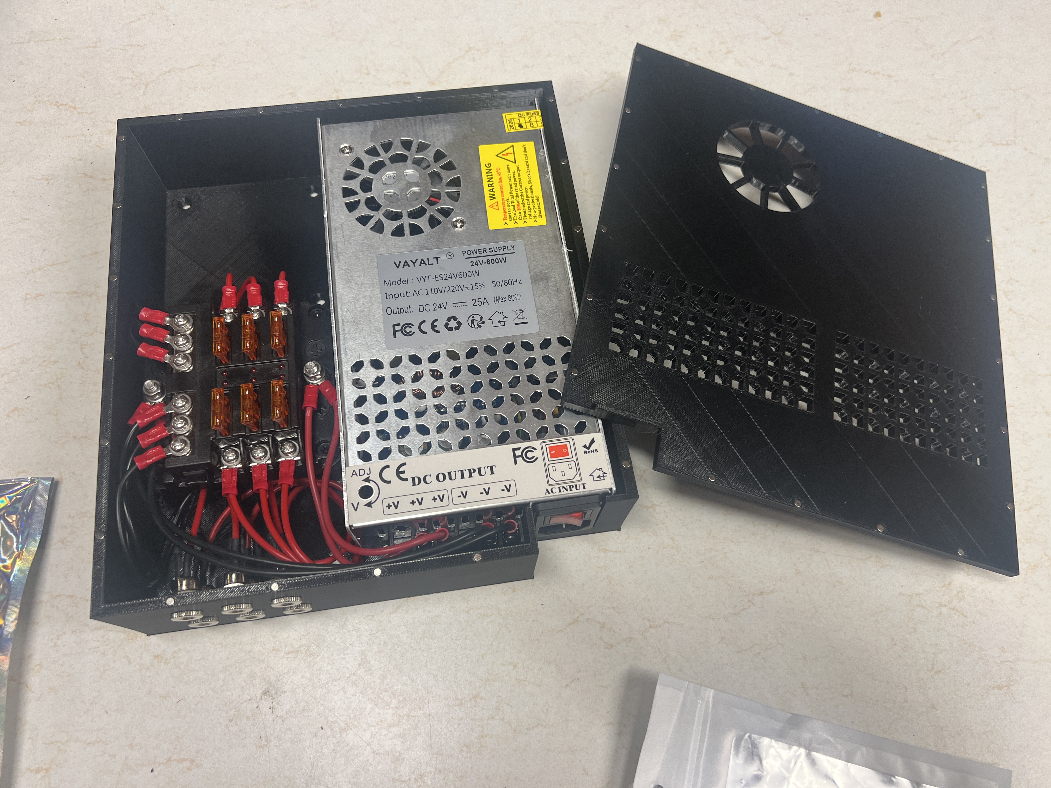 6-Port AMS Power Distribution Hub